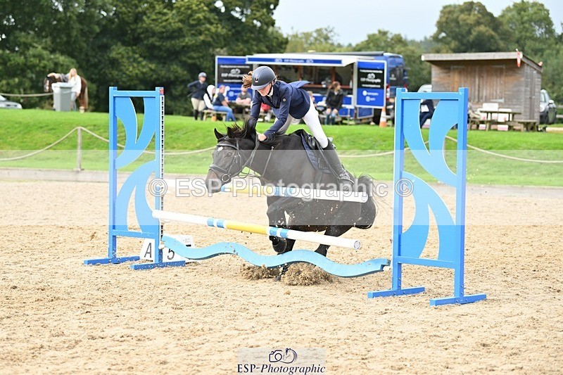 230930-163043-01413 - Cls 8 90cm Club