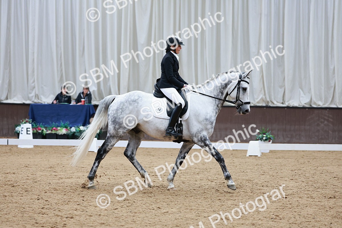 SBM_010014 - Class 6b - Novice 6 - 12.40-13.43