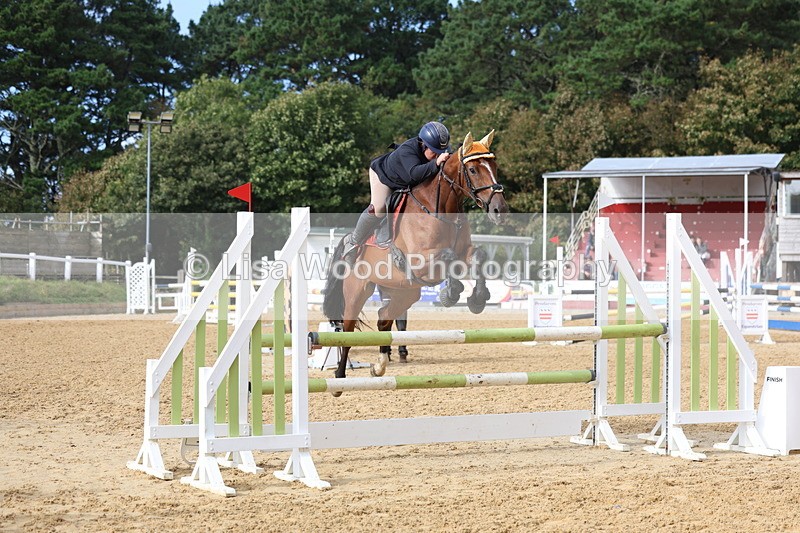 3E7A0557 - Class 13: Senior Newcomers/1.10m open