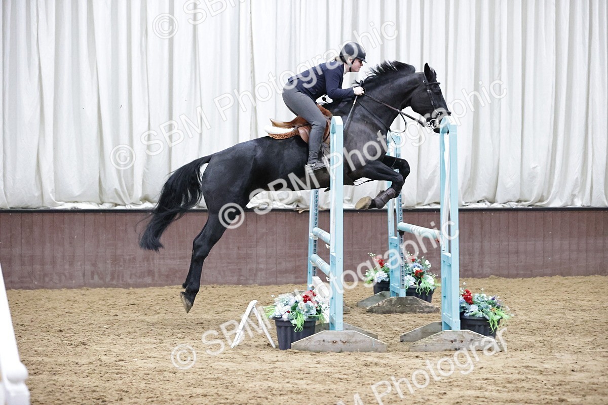 SBM_001329 - Class 4 - Senior Newcomers/ 1.10m Open