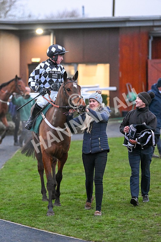 110124-Race 7-Freddy Robinson-3220 - Race 7