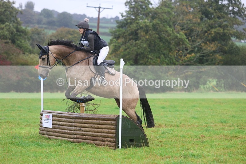 3E7A1161 - Class 2: 70cm: Half Roll Top