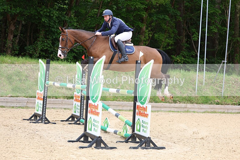3E7A9533 - Class 9: Senior Foxhunter/1.20 open