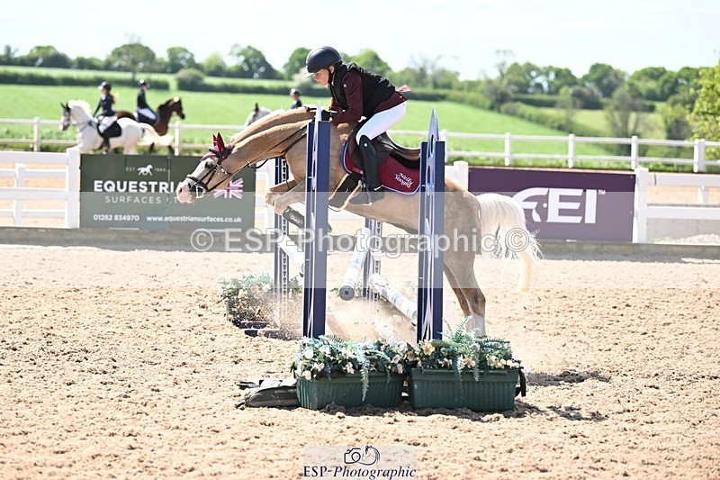 250504-120053-03058 - Cls 17+18 Club and Schools 80cm