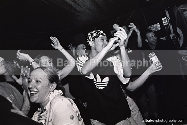 29 - Friends-&-Family @ the roadhouse 06.04.02