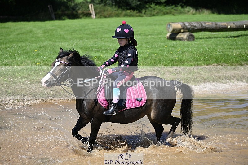 240728B-112128-00952 - Theo's Group XC