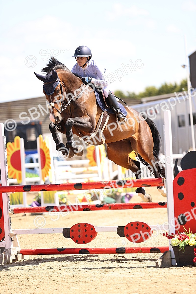 SBM_014993 - Class 15 - Senior Newcomers - 1.10m Open