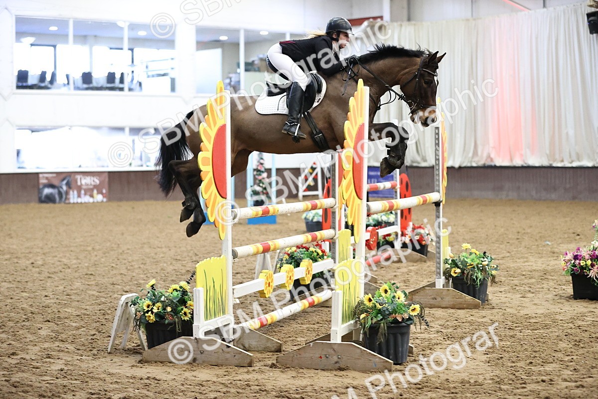 SBM_004725 - Class 16 - Senior Newcomers - 1.10m