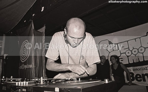 51 christian-wood - Friends & Family @ the-roadhouse 08.09.01