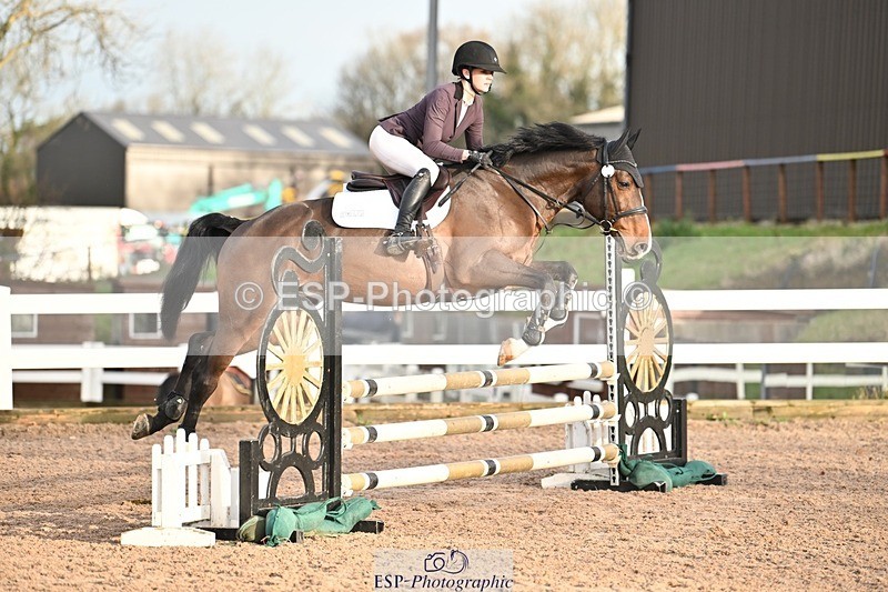 241206-095159-00102 - Cls 2 British Novice and 90cm Open