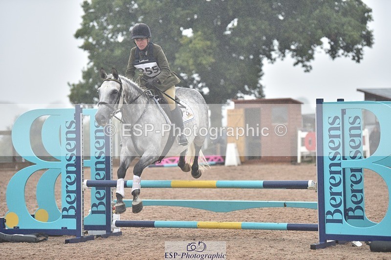 250830-135520-03361 - F-255-Janine.Paterson