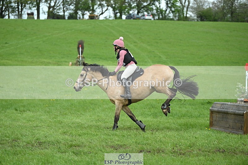 250419-153226-13106 - 619-Fiona.Lewis-BALLYANNY.BUTTONS