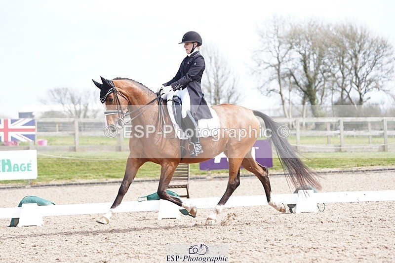 250403-135336-02785 - 029-Charlotte.Dicker-Catherston.Timeless