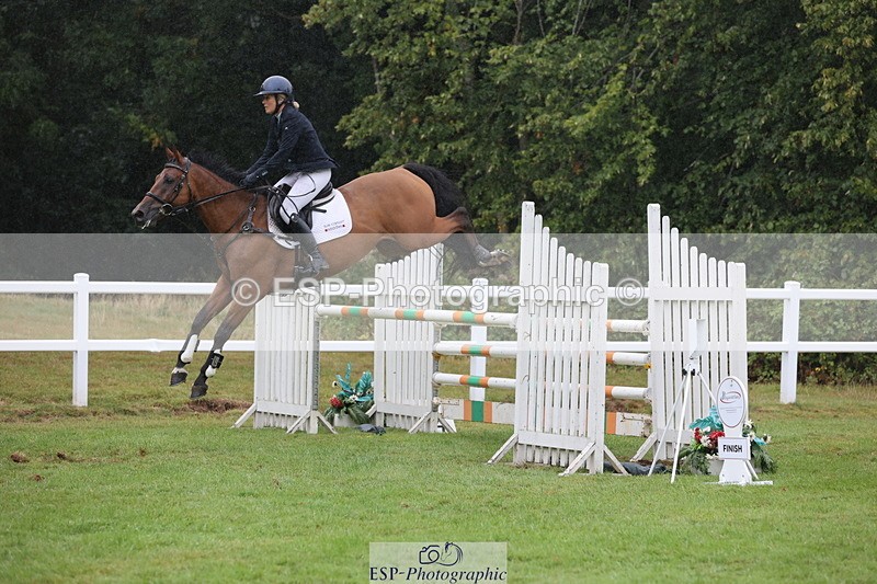 250830A-133706-06729 - Cls 16 Snr Newcomers and 1.10m Open