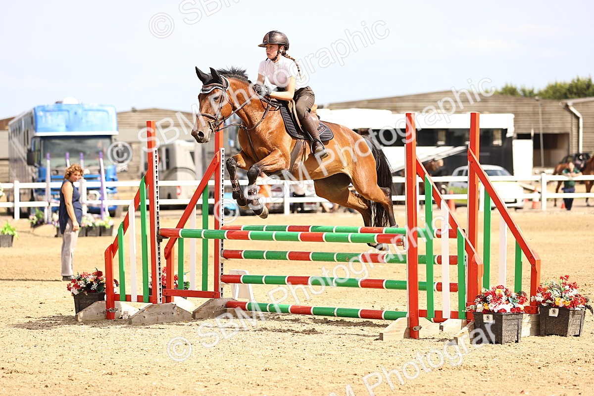SBM_002327 - Class 18 - Ariat Senior British Novice- 90cm Open