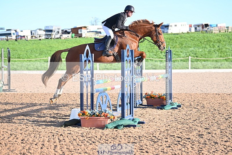 231015A-093138-06973 - Cls 28 Newcomers & 1.10m Open