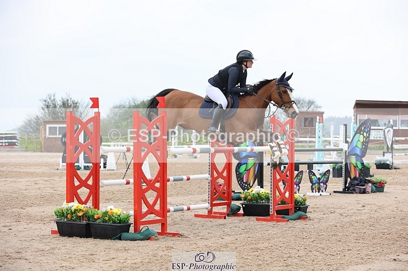 250424-121904-05332 - Cls 1 - 2 Star Small Tour