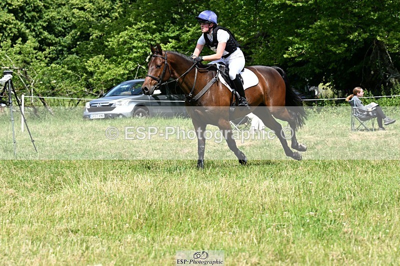 240629X-113524-0518 - 010-Georgie_Selley-VICARSTOWN_VICTOR