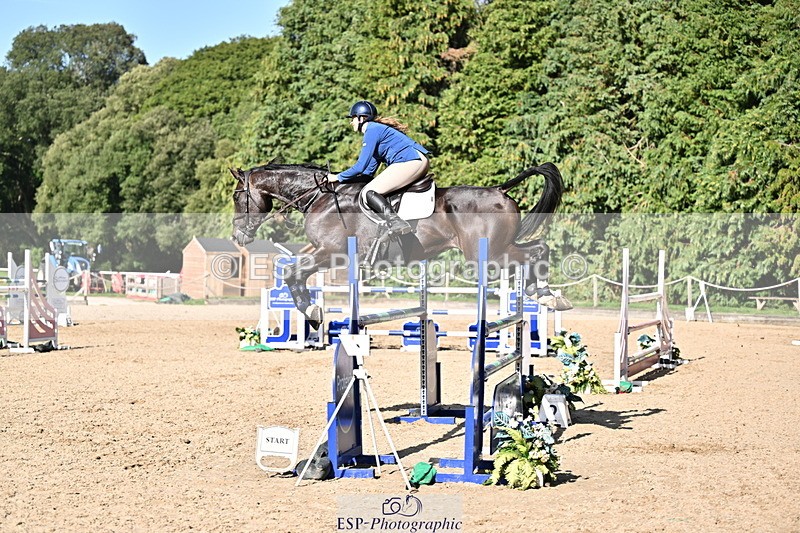 260906A-161251-04605 - Cls 24 Snr Foxhunter