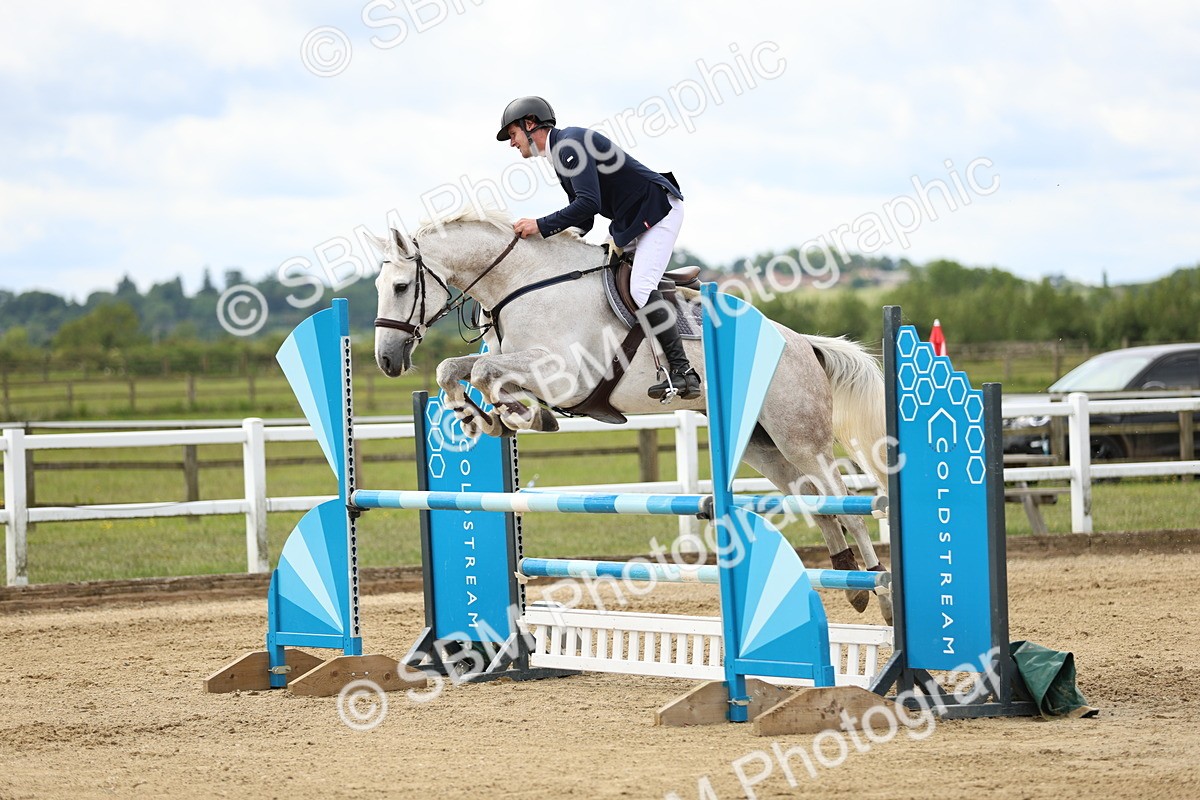 SBM_000660 - Class 3 - Senior Discovery - 1.00m