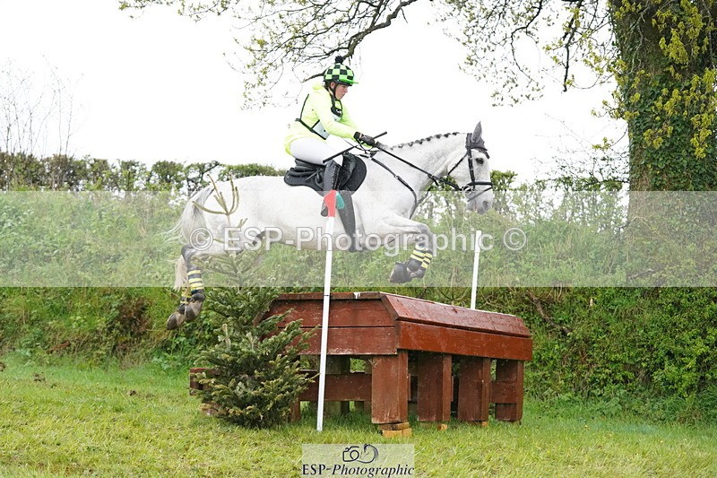 250418-120644-02527 - 071-Caitlyn.Faull-PENNINEVIEW.SUMMER