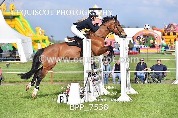 BPP_7538 - CLASS 6 Nisbets Fresh From The Farm & The Golf Inn 1.00m Amateur Championship