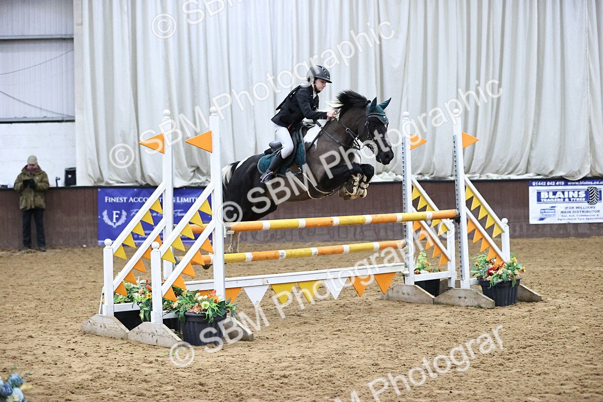 SBM_010406 - Class 12 - Blue Chip Pony Newcomers 1m Open both to Inc The Pony Restricted Rider Qualifier