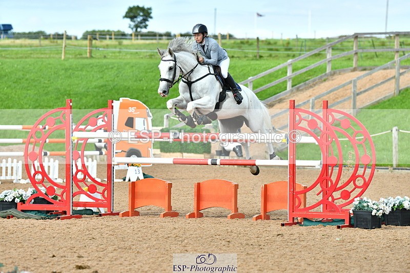 230729A-165405-07610 - Cls 18 National 1.30m