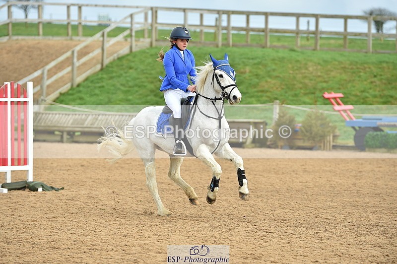 240210A-125118-01209 - Cls 21+22 Club and Schools 90cm