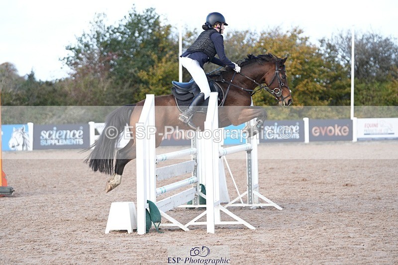 251025-125804-00435 - Cls 9 Pony Winter Discovery and 90cm