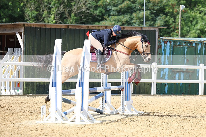 3E7A2924 - Class 3: 80cm Junior and Seniors