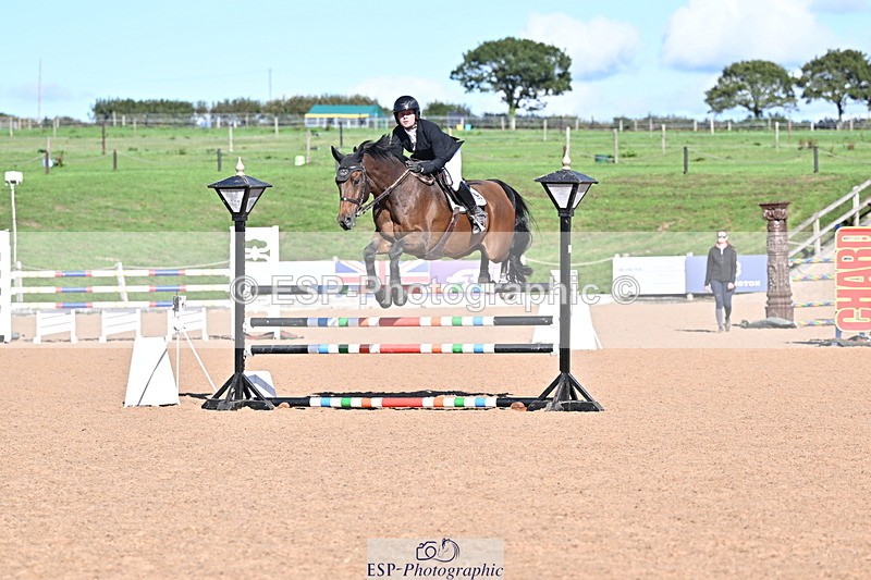 260923B-153624-01051 - Cls 06 Snr Fox & 1.20m Open