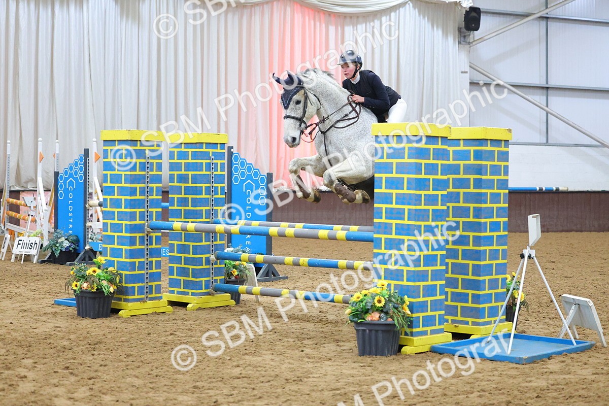 SBM_008581 - Class 21 - Nupafeed Supplements Senior Discovery/ 1m Open - First Round (1.00m)