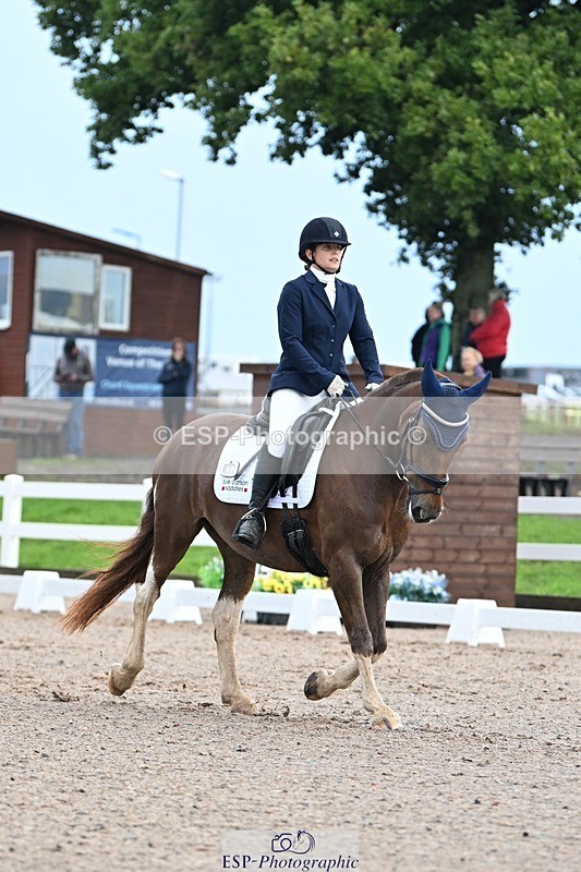 250907-105822-07068 - 017-Natalie.RosewarnePenpont.Fancy.That