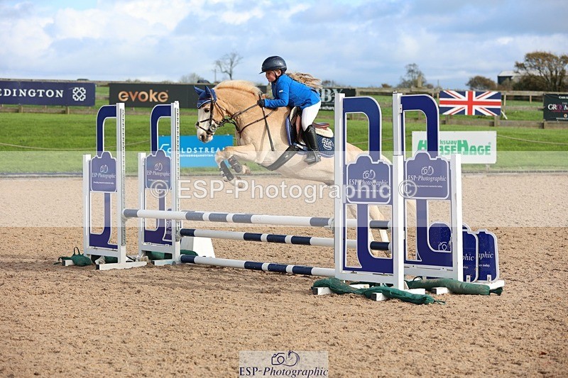 251025-141238-01835 - Cls 31 to 34 All 128cm and 138cm classes