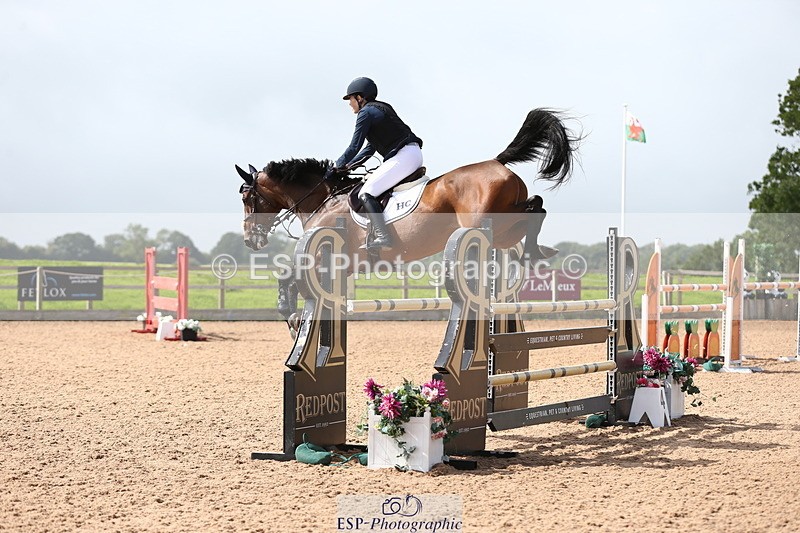 230812A-121152-08682 - Cls 32 Foxhunter