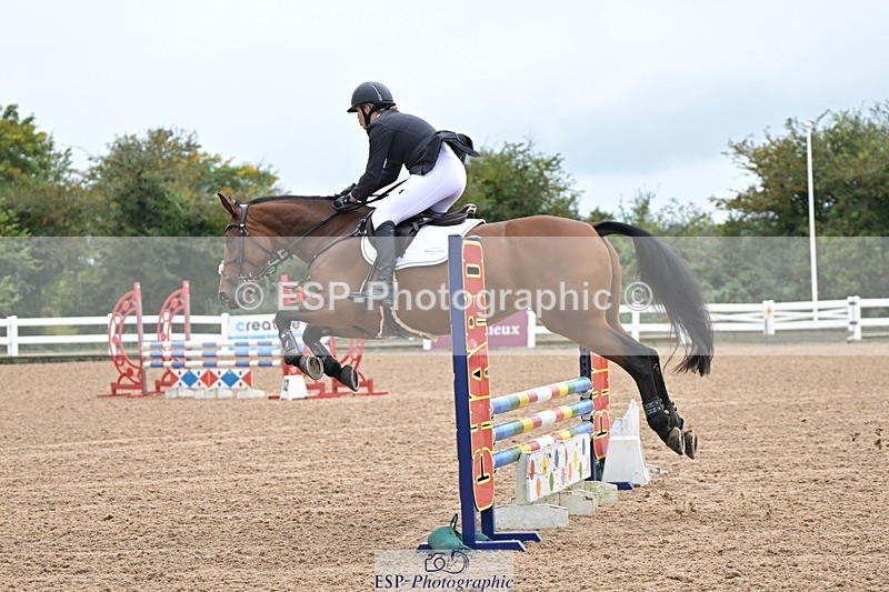 240925A-110401-00187 - Cls 1 British Novice and 90cm Open