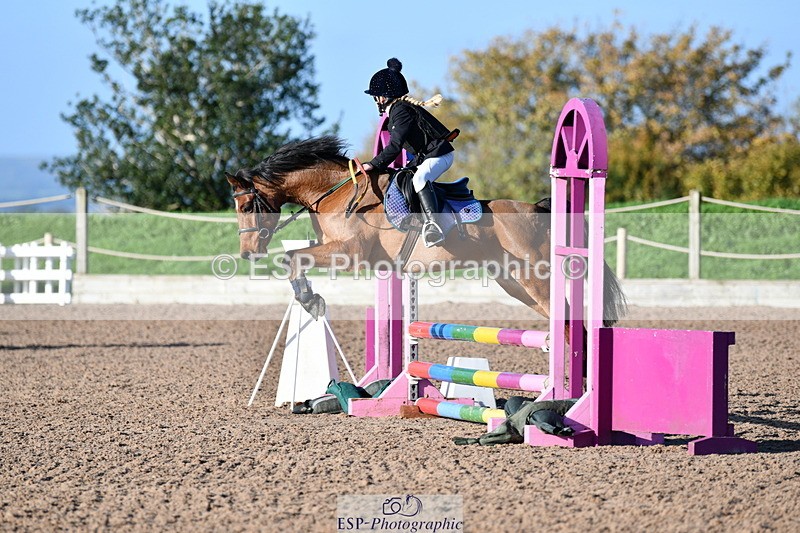 241026A-095139-00526 - SAT Cls 20+21 Club and Schools 60cm