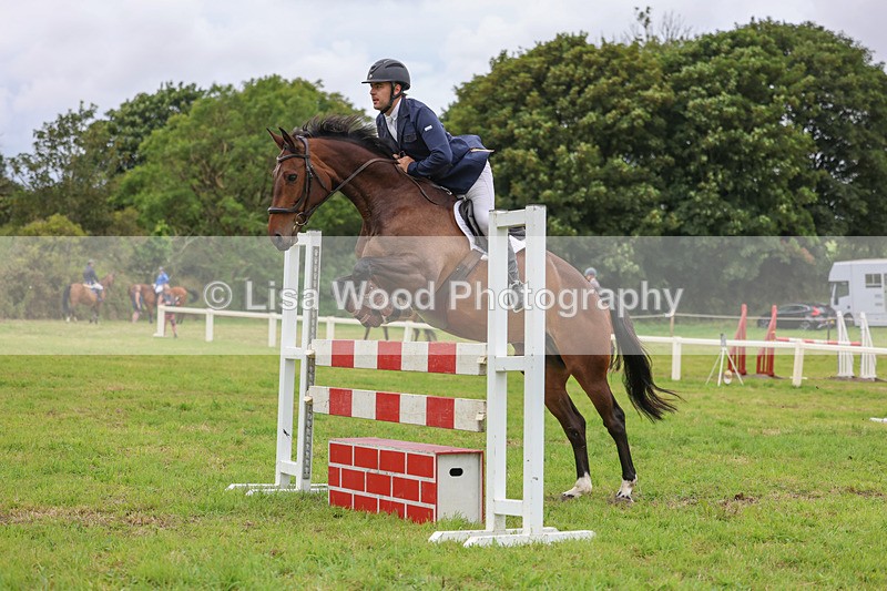 3E7A8060 - Class 7: Senior Newcomers/1.10m open