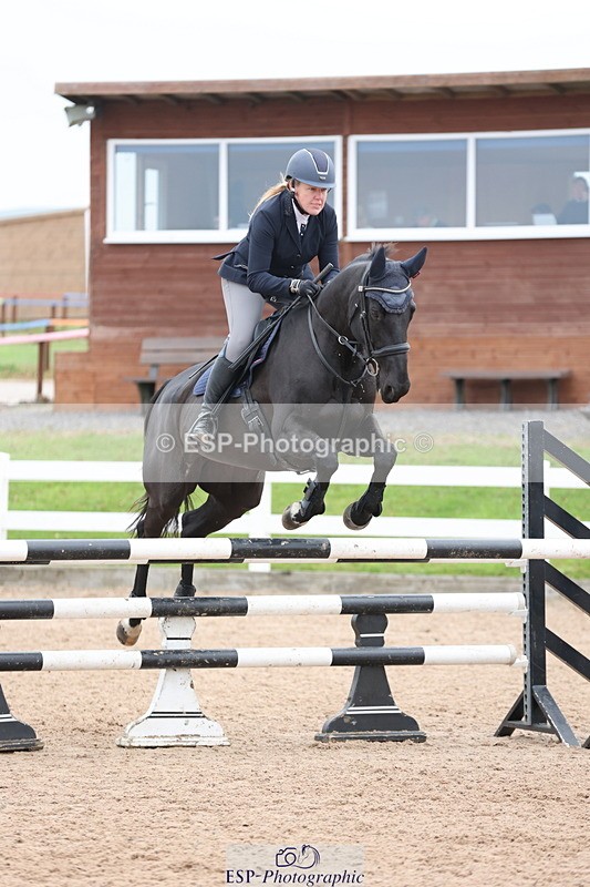 241101A-104634-01175 - FRI Cls 4 Snr 1.05m