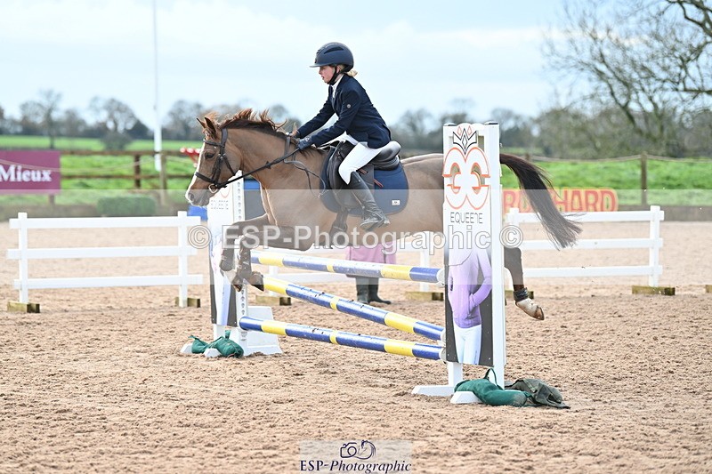 231203A-112847-00836 - Cls 16+17 Club and Schools 80cm