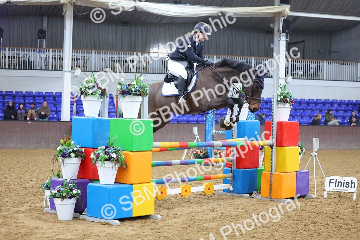 SBM_001979 - Class 15 - Senior Newcomers - First Round (1.10m)