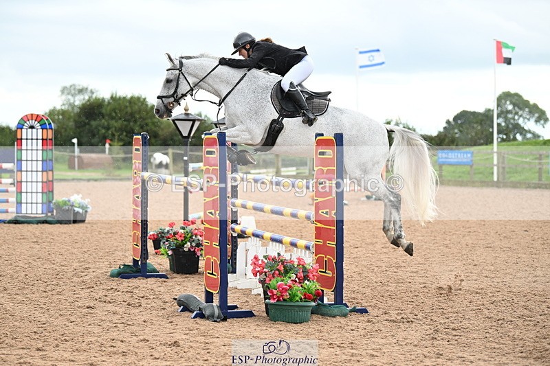 240912A-151321-02313 - Cls 5 National 1.30m Open