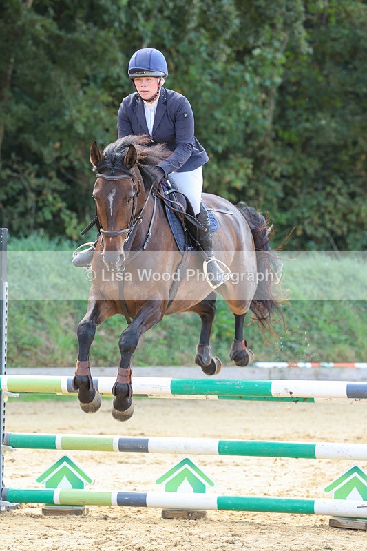 3E7A0593 - Class 4: Senior British Novice/90cm open