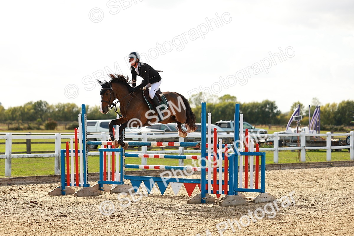 SBM_001987 - Class 5 - Senior Foxhunter - 1.20m