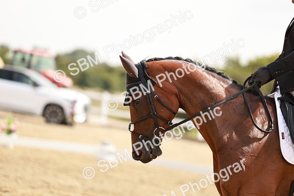 SBM_002612 - Class 6 - Novice 6 Silver - 10.17-11.20