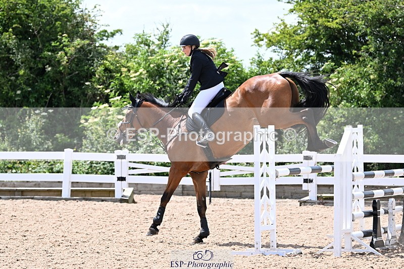 240619A-141301-00475 - Cls 4 Snr Newcomers and 1.10m Open