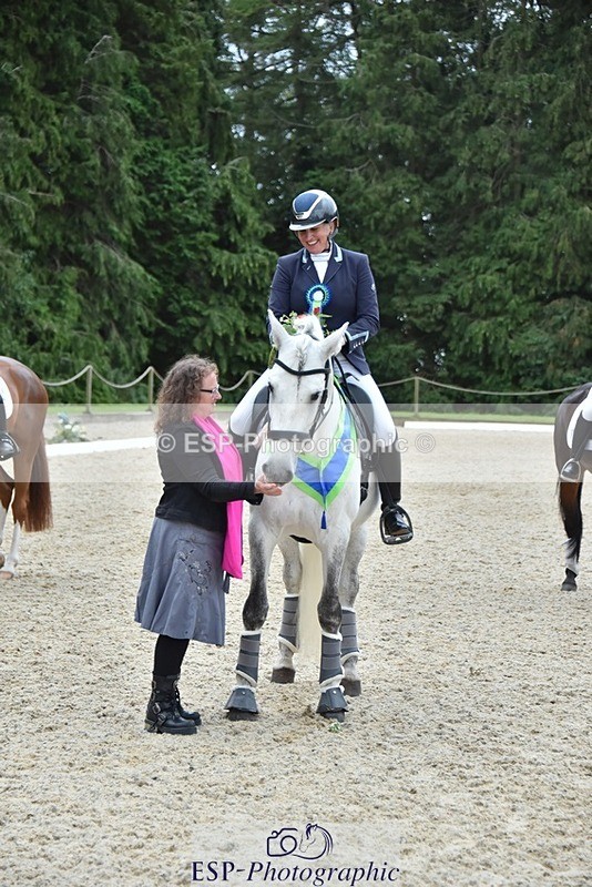 230813-181926-08803 - Medium Silver Presentations