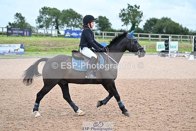 240813-161606-00197 - Clear round & 60cm