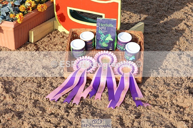 250629-191712-14144 - Cls 39-41 Children on Horses